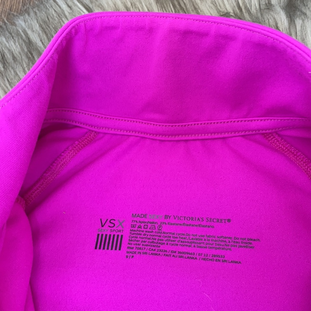Victoria's Secret Sport Made Sexy Zip Down Jacket - Picture 4 of 9